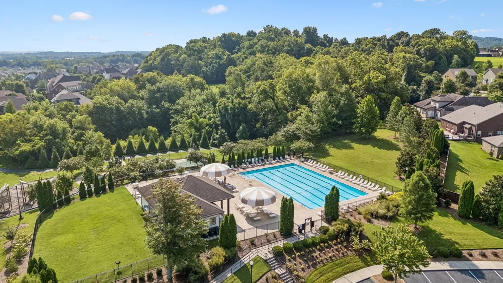 379 Alfred Ladd Rd E Franklin, TN 37064