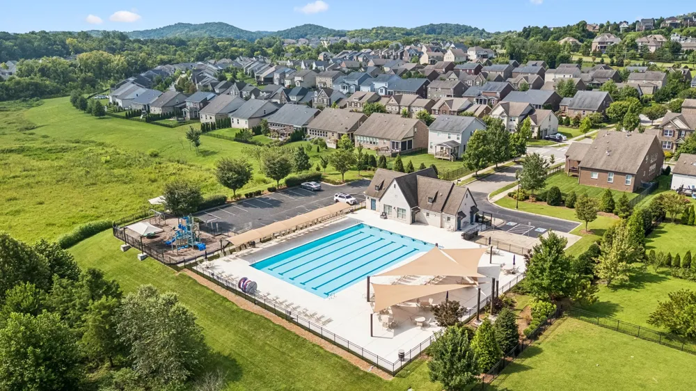 379 Alfred Ladd Rd E Franklin, TN 37064