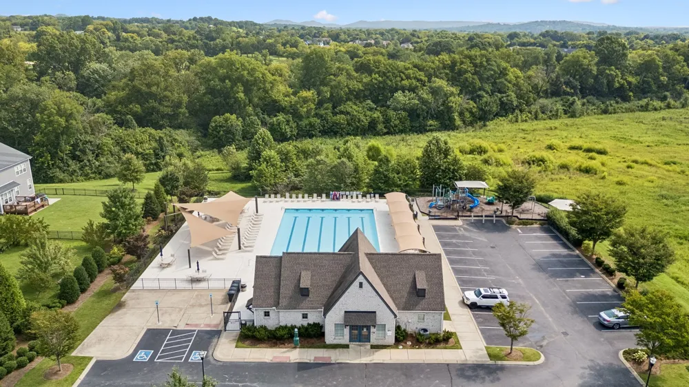 379 Alfred Ladd Rd E Franklin, TN 37064