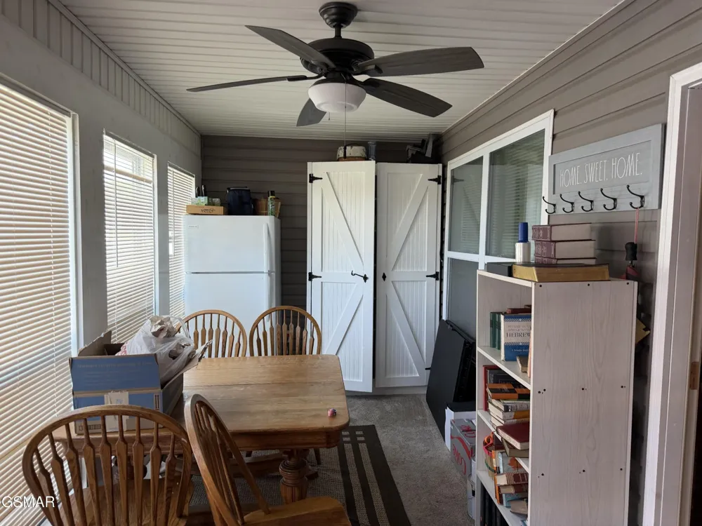 2812 Vicksburg Lane Strawberry Plains, TN 37871