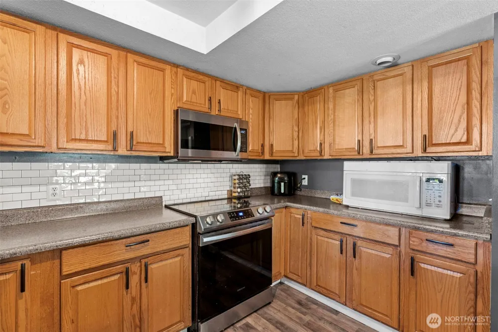 8120 Meridian Road SE Olympia, WA 98513
