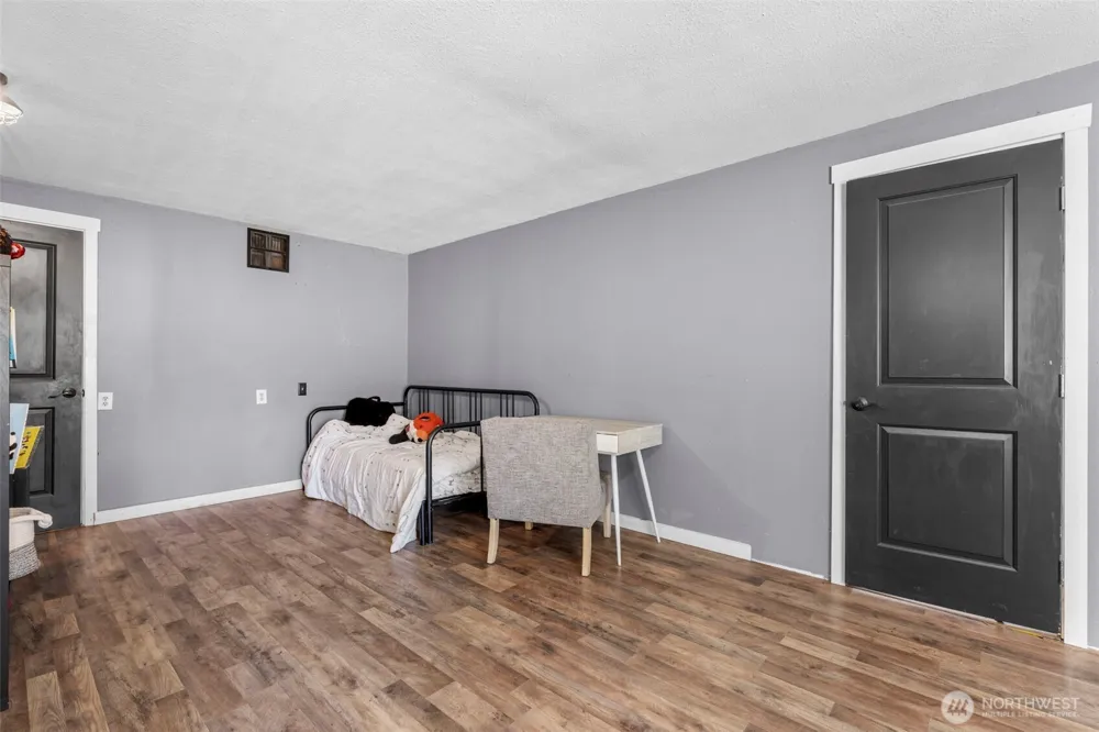 8120 Meridian Road SE Olympia, WA 98513
