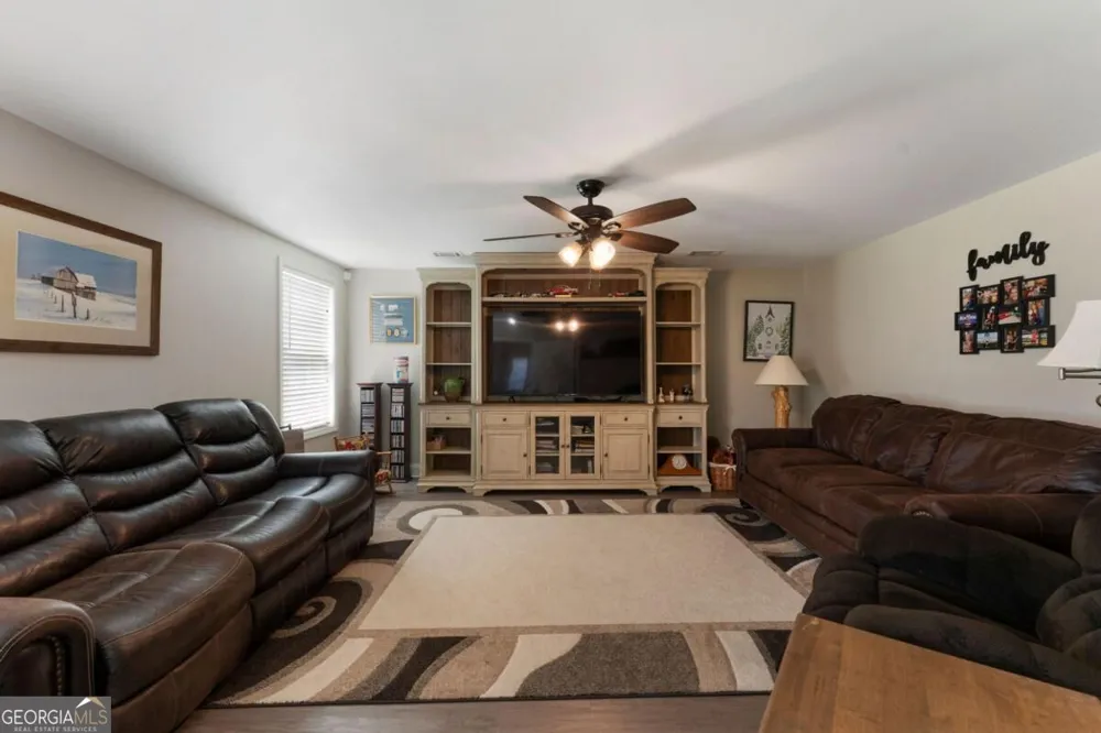 315 Wildwood CIR SE Calhoun, GA 30701