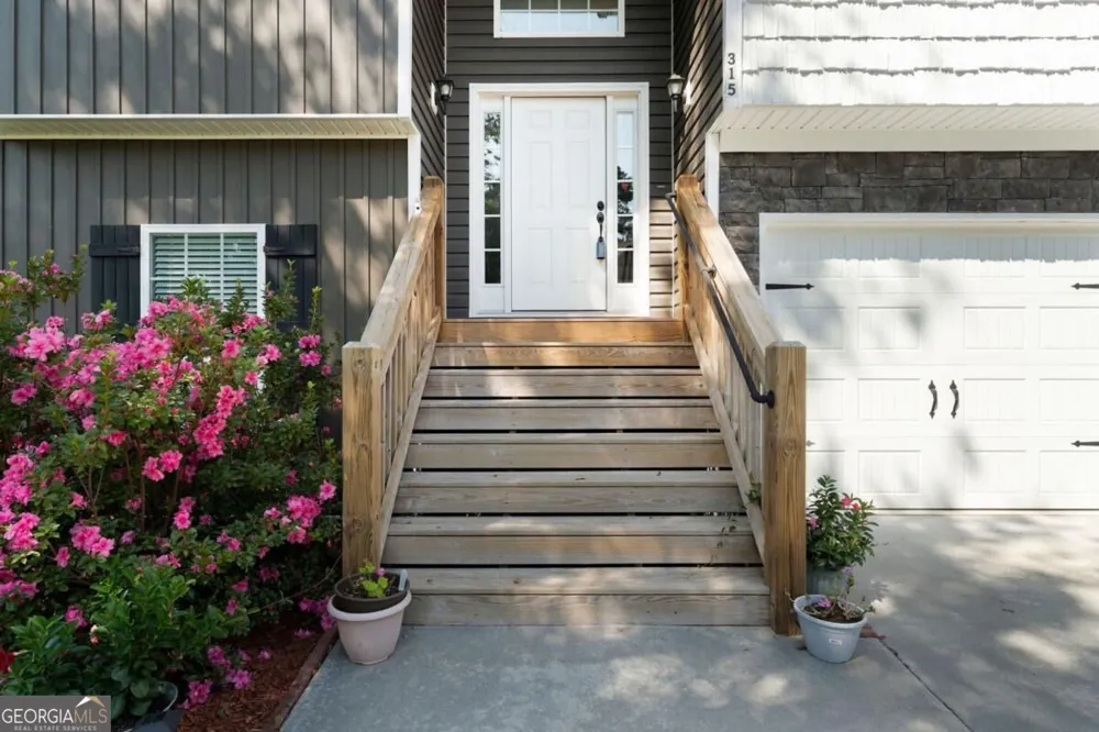 315 Wildwood CIR SE Calhoun, GA 30701