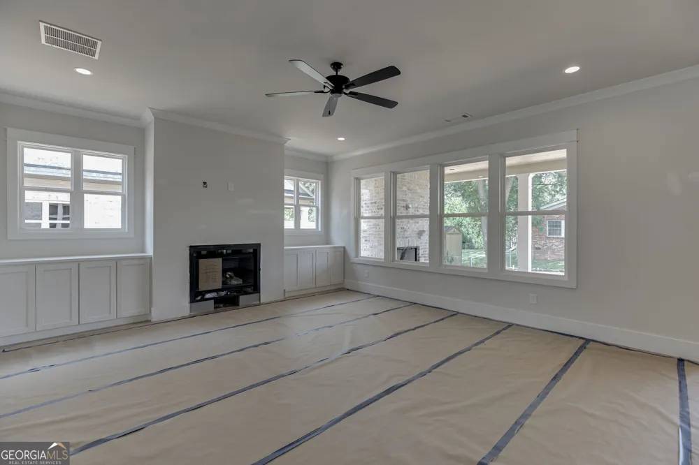 9 Stonehedge DR Buford, GA 30548