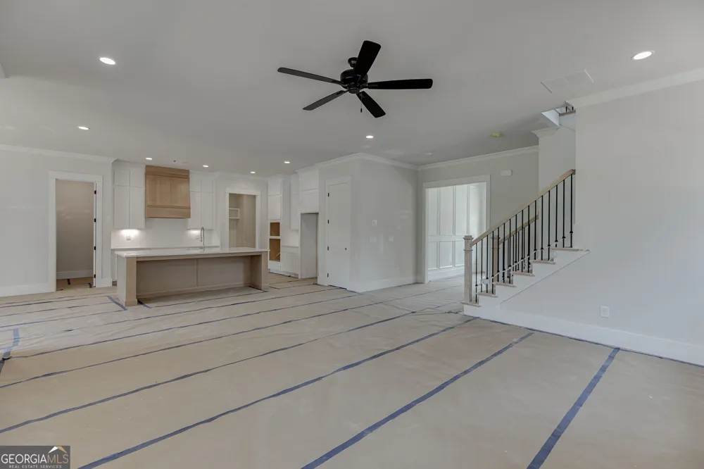 9 Stonehedge DR Buford, GA 30548