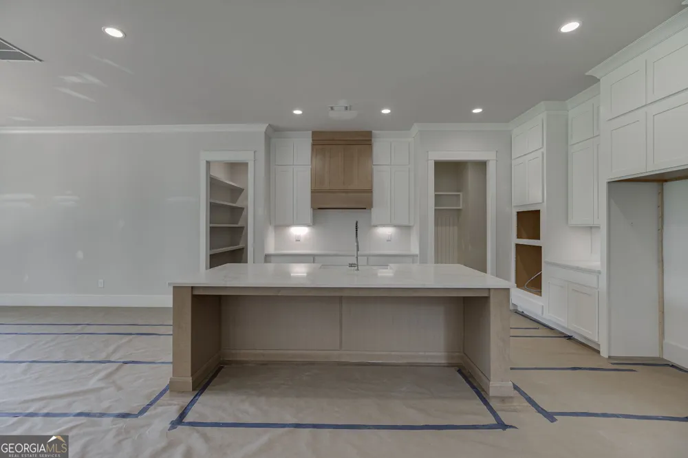 9 Stonehedge DR Buford, GA 30548