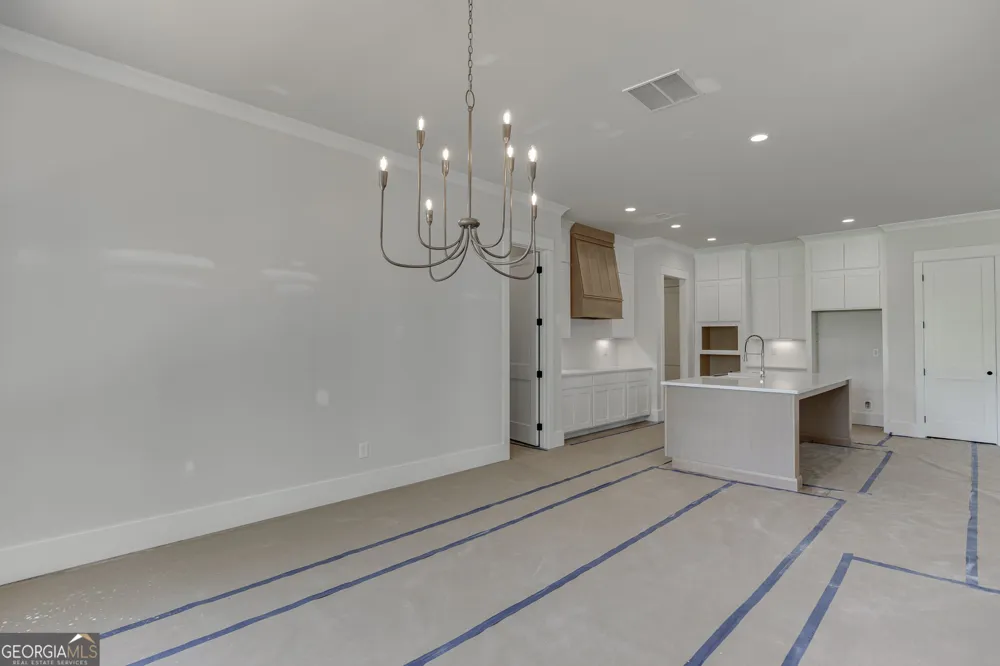 9 Stonehedge DR Buford, GA 30548