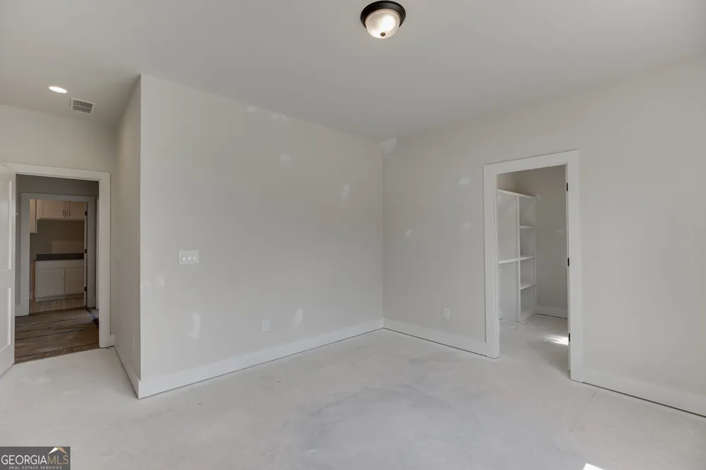 9 Stonehedge DR Buford, GA 30548