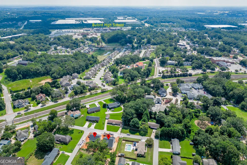 9 Stonehedge DR Buford, GA 30548