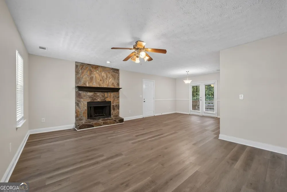 222 Deer Walk DR Winder, GA 30680
