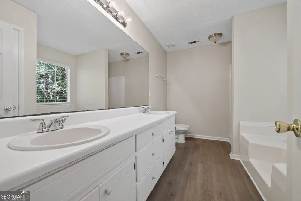 222 Deer Walk DR Winder, GA 30680