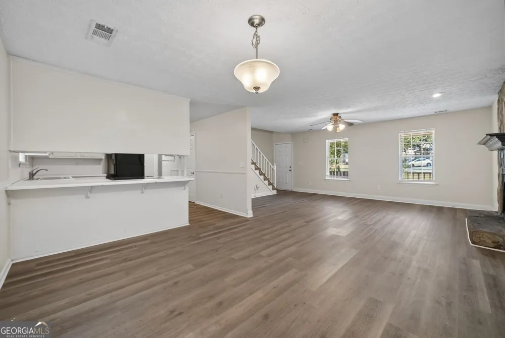 222 Deer Walk DR Winder, GA 30680