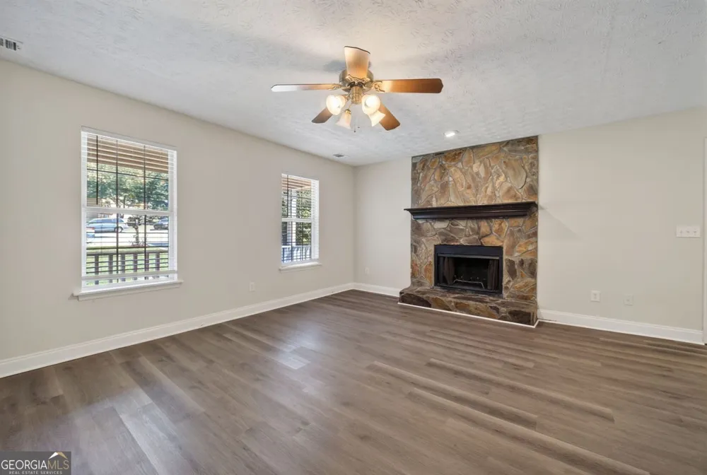 222 Deer Walk DR Winder, GA 30680