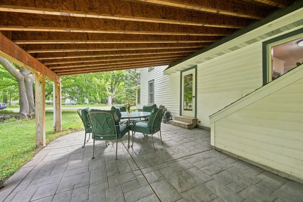 406 Maple Street Taylors Falls, MN 55084