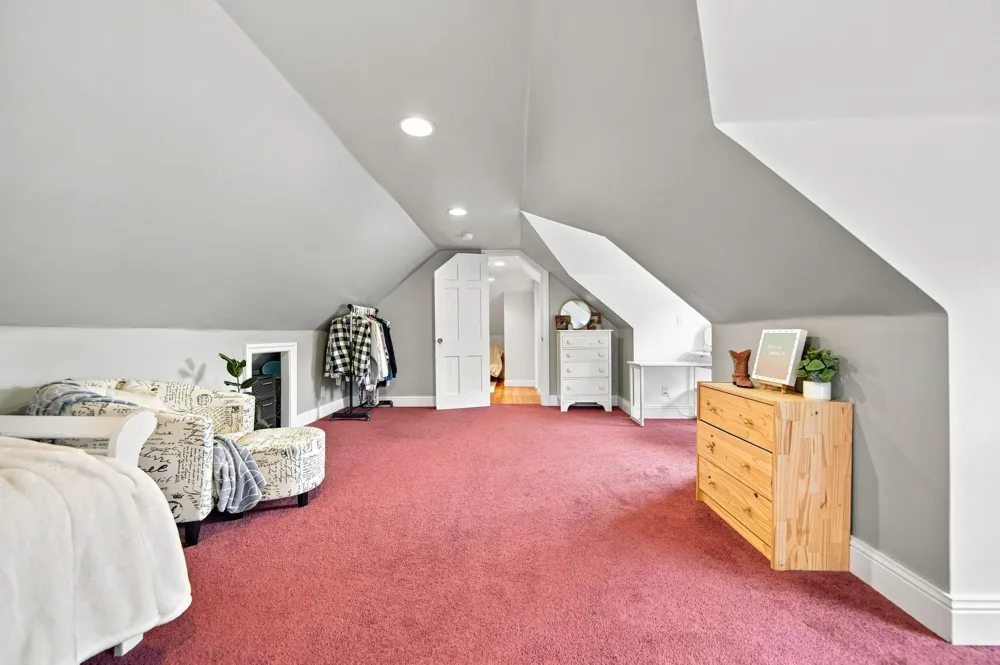 406 Maple Street Taylors Falls, MN 55084