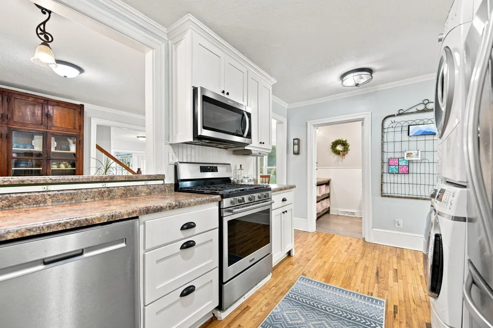 406 Maple Street Taylors Falls, MN 55084