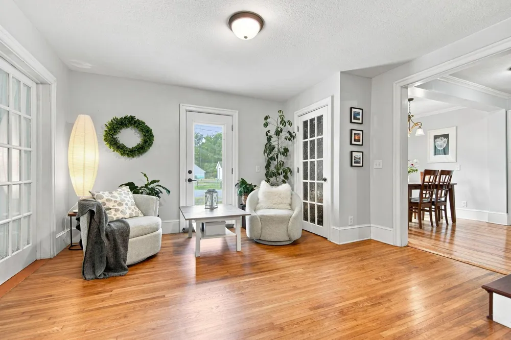 406 Maple Street Taylors Falls, MN 55084
