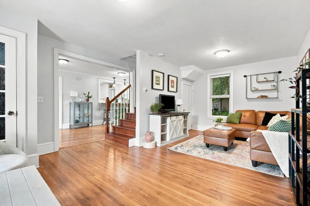 406 Maple Street Taylors Falls, MN 55084