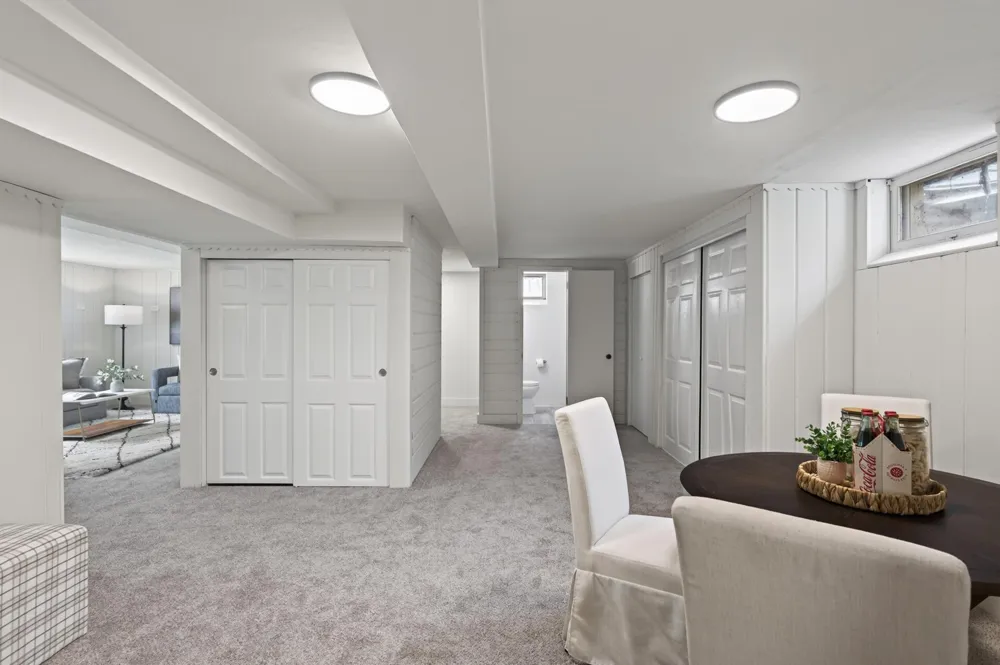 1325 Flag Avenue S Saint Louis Park, MN 55426