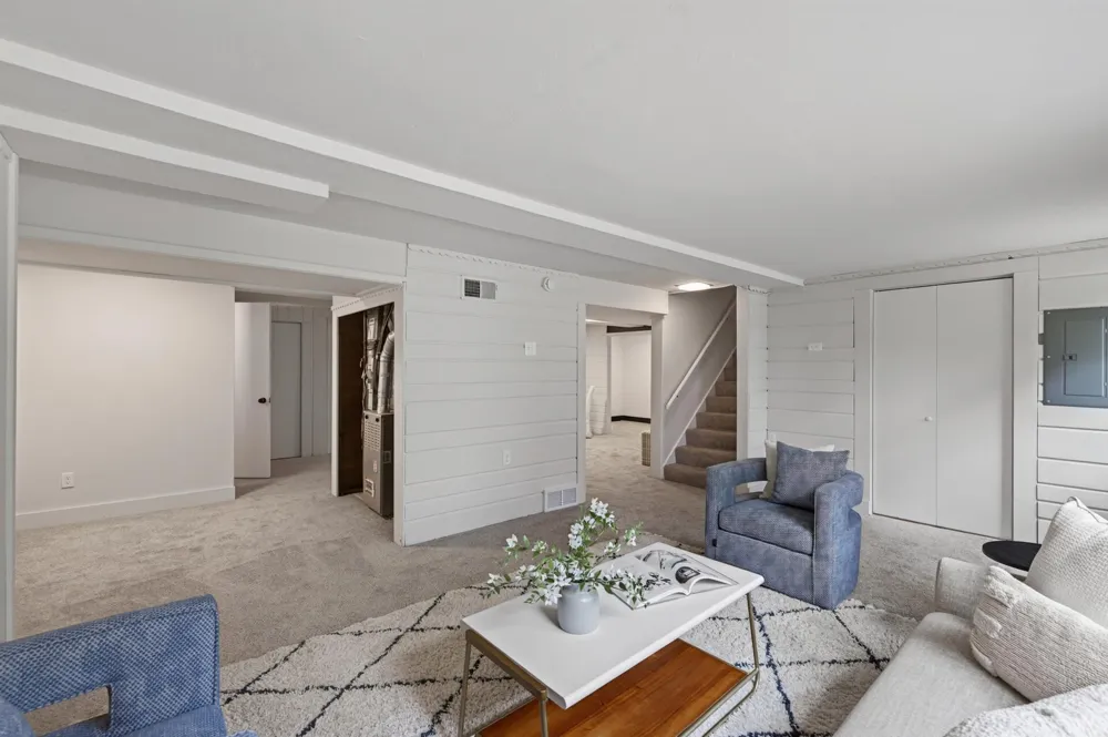 1325 Flag Avenue S Saint Louis Park, MN 55426