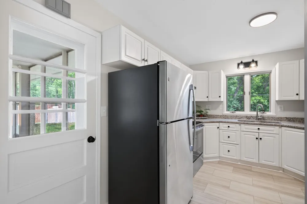 1325 Flag Avenue S Saint Louis Park, MN 55426