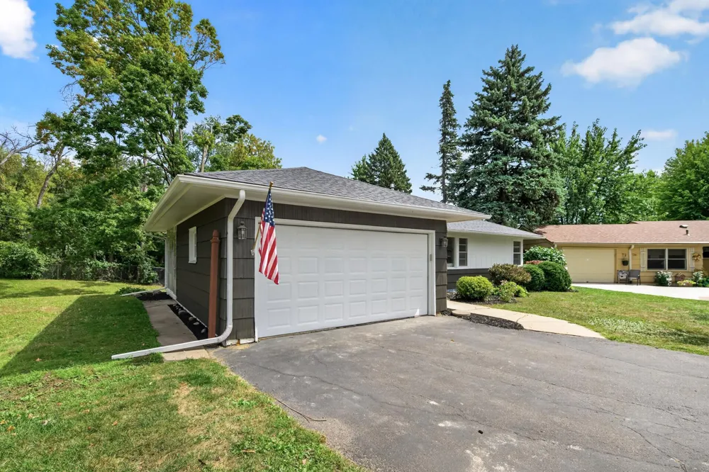 1325 Flag Avenue S Saint Louis Park, MN 55426