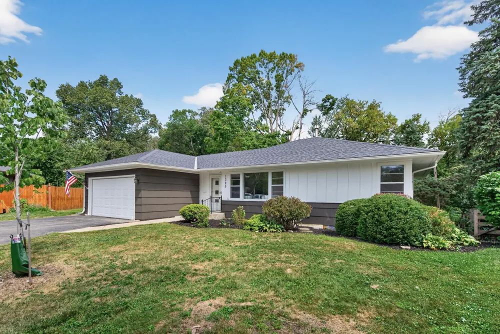 1325 Flag Avenue S Saint Louis Park, MN 55426
