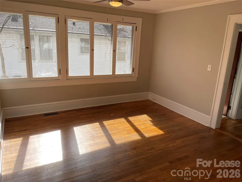 41 Blue Ridge Avenue Asheville, NC 28806