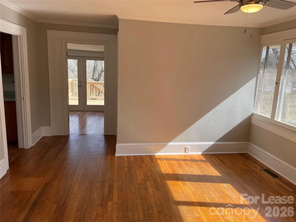 41 Blue Ridge Avenue Asheville, NC 28806