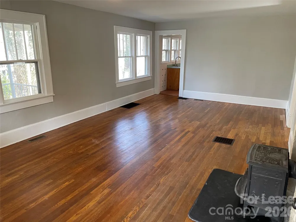 41 Blue Ridge Avenue Asheville, NC 28806