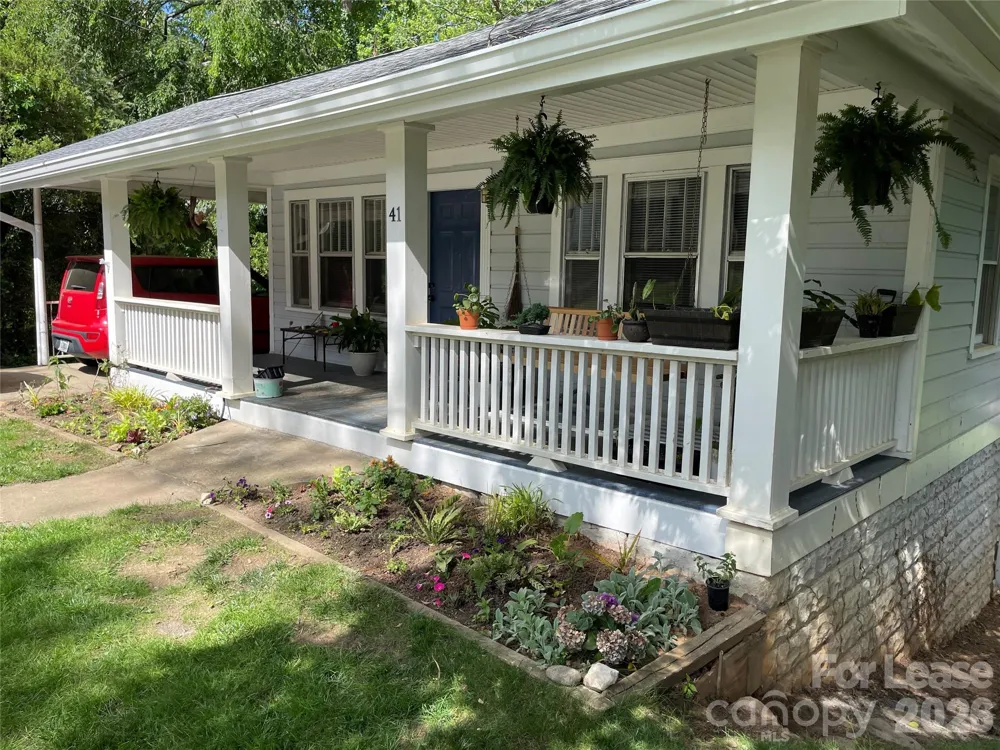 41 Blue Ridge Avenue Asheville, NC 28806
