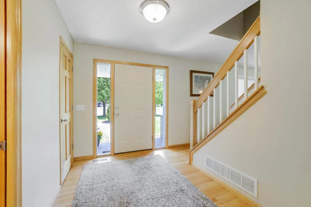 19951 Excelsior Lane Farmington, MN 55024
