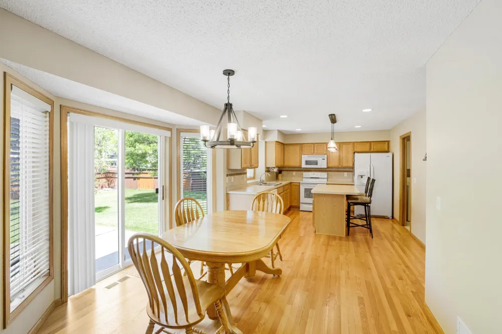 19951 Excelsior Lane Farmington, MN 55024