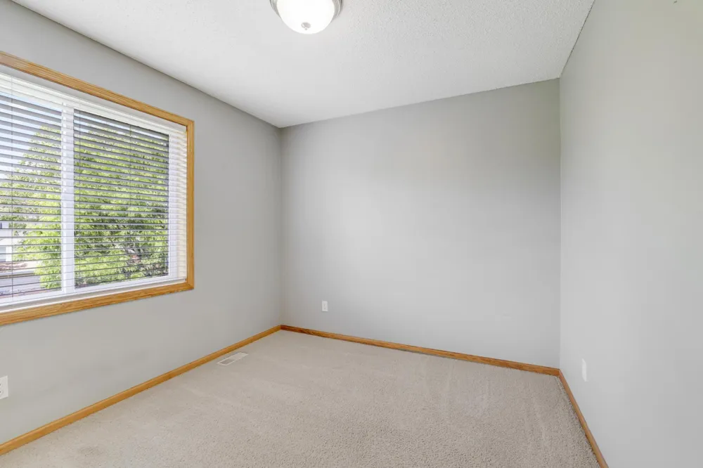 19951 Excelsior Lane Farmington, MN 55024