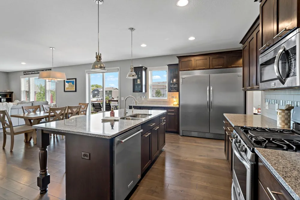 18838 Iden Avenue Lakeville, MN 55044