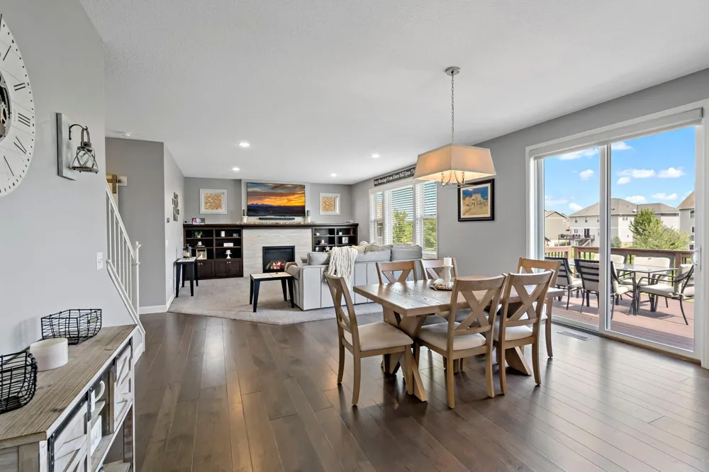 18838 Iden Avenue Lakeville, MN 55044