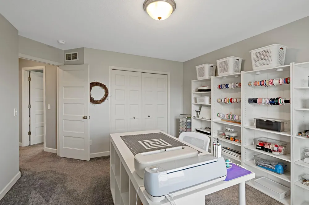 18838 Iden Avenue Lakeville, MN 55044