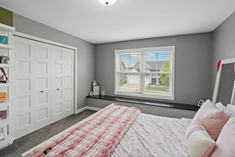 18838 Iden Avenue Lakeville, MN 55044