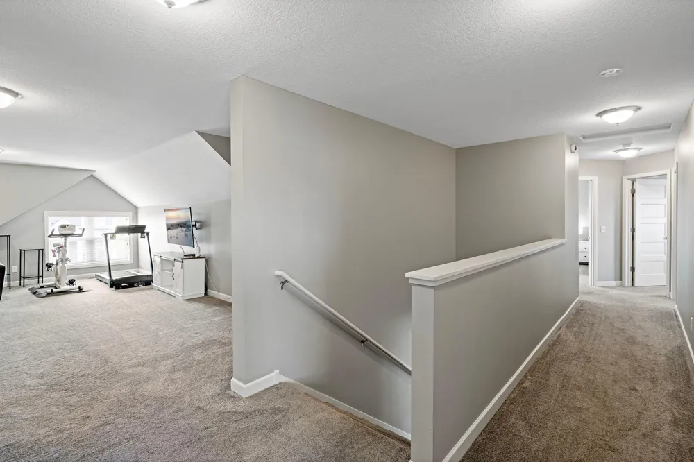 18838 Iden Avenue Lakeville, MN 55044