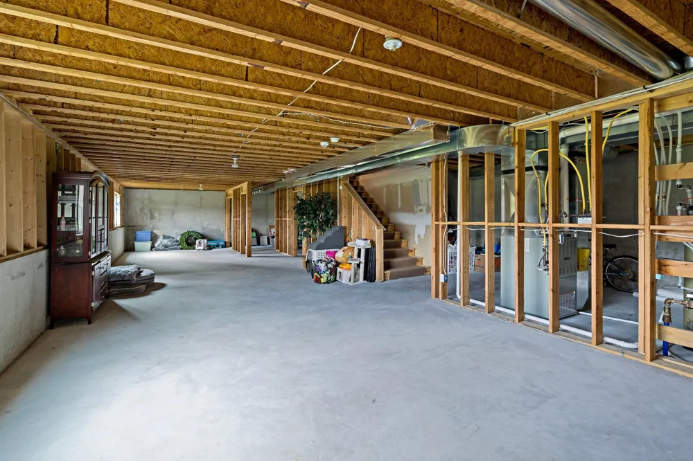 18838 Iden Avenue Lakeville, MN 55044