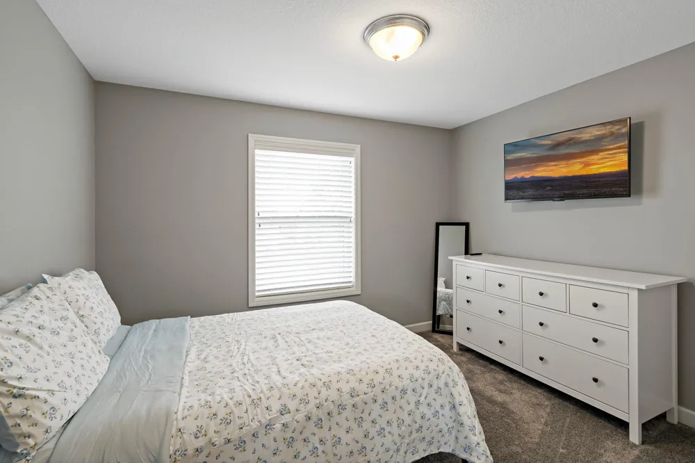 18838 Iden Avenue Lakeville, MN 55044
