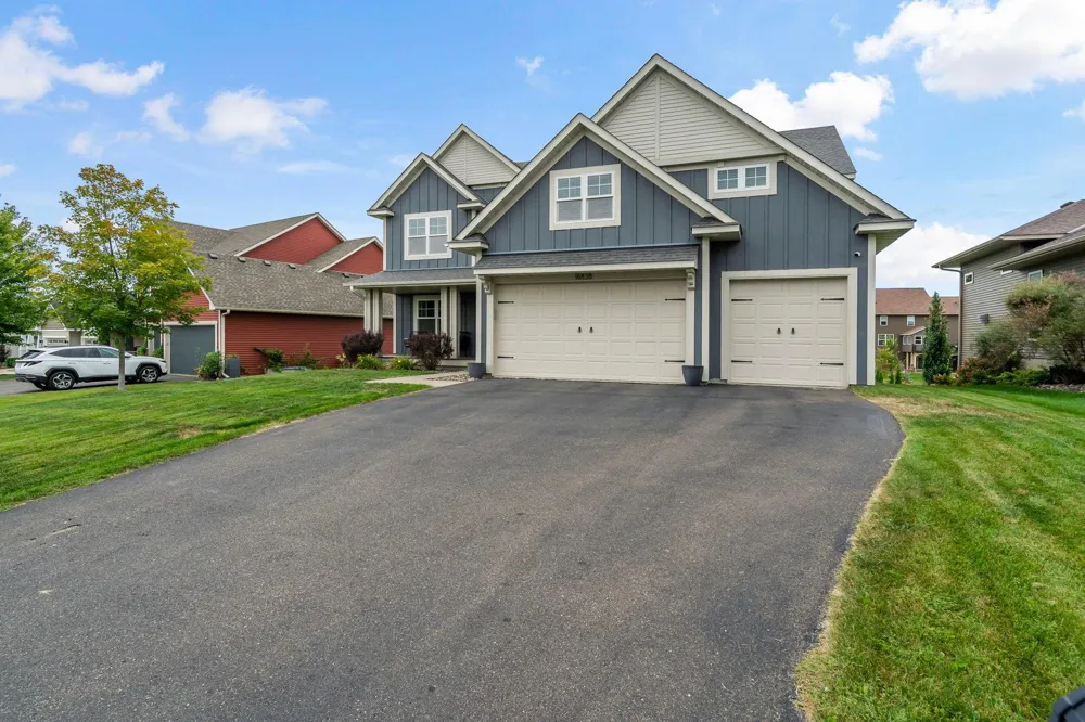 18838 Iden Avenue Lakeville, MN 55044