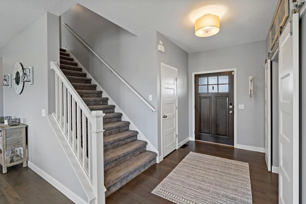 18838 Iden Avenue Lakeville, MN 55044