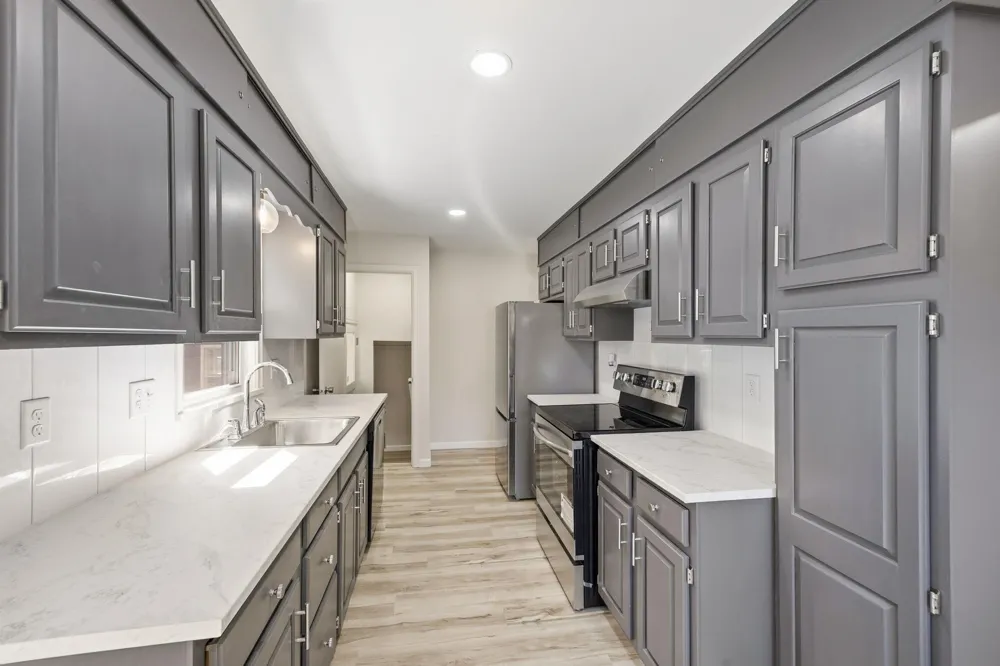 8218 Nicollet Avenue S Bloomington, MN 55420