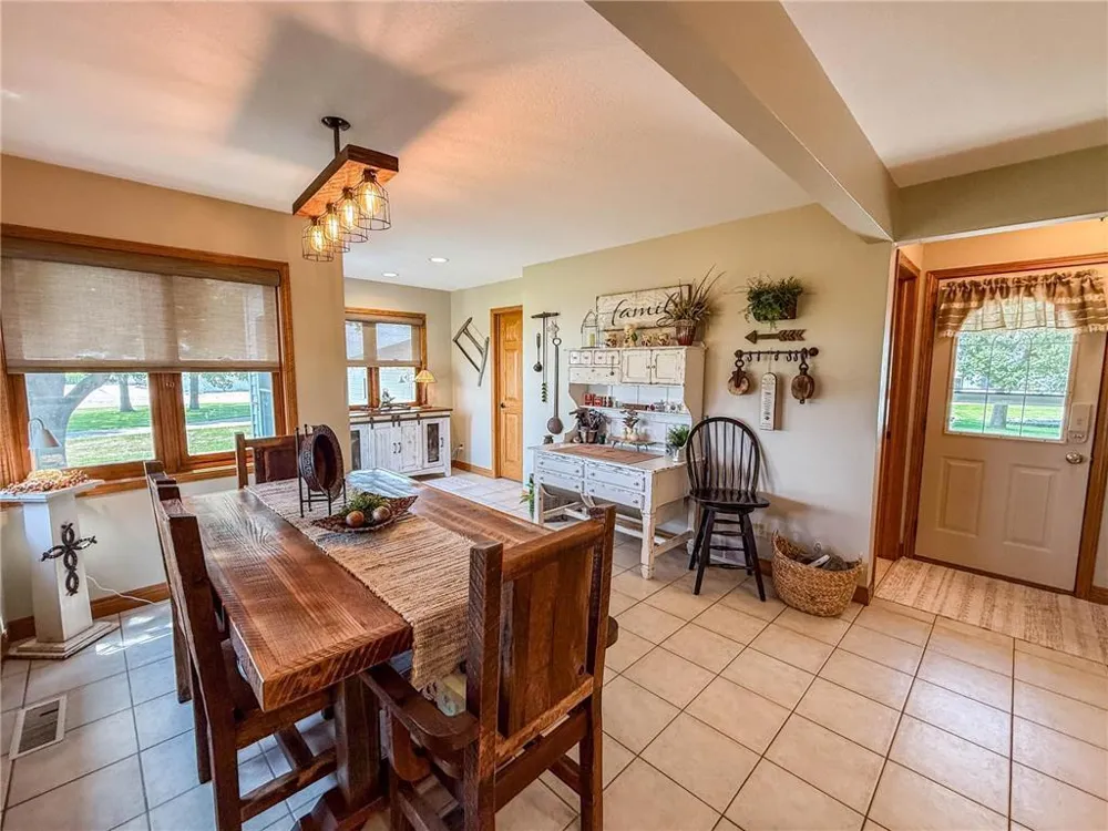 16002 Hwy 71 South Blomkest, MN 56216
