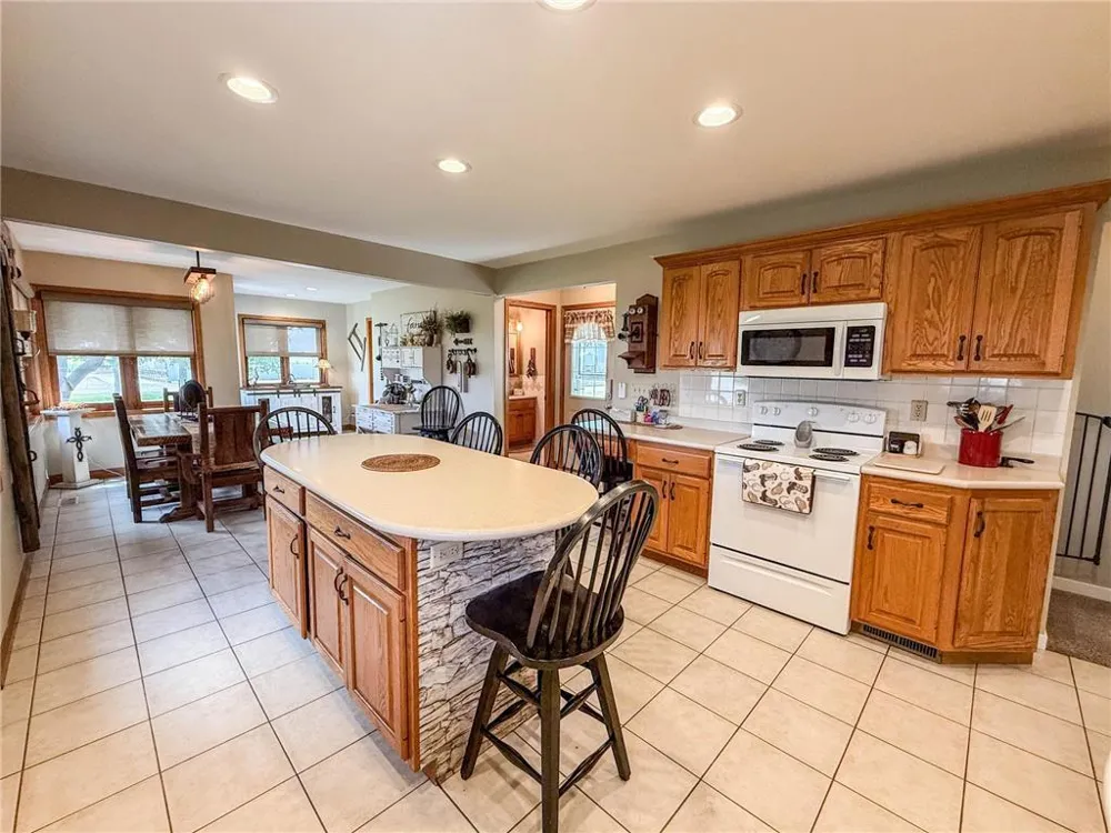 16002 Hwy 71 South Blomkest, MN 56216