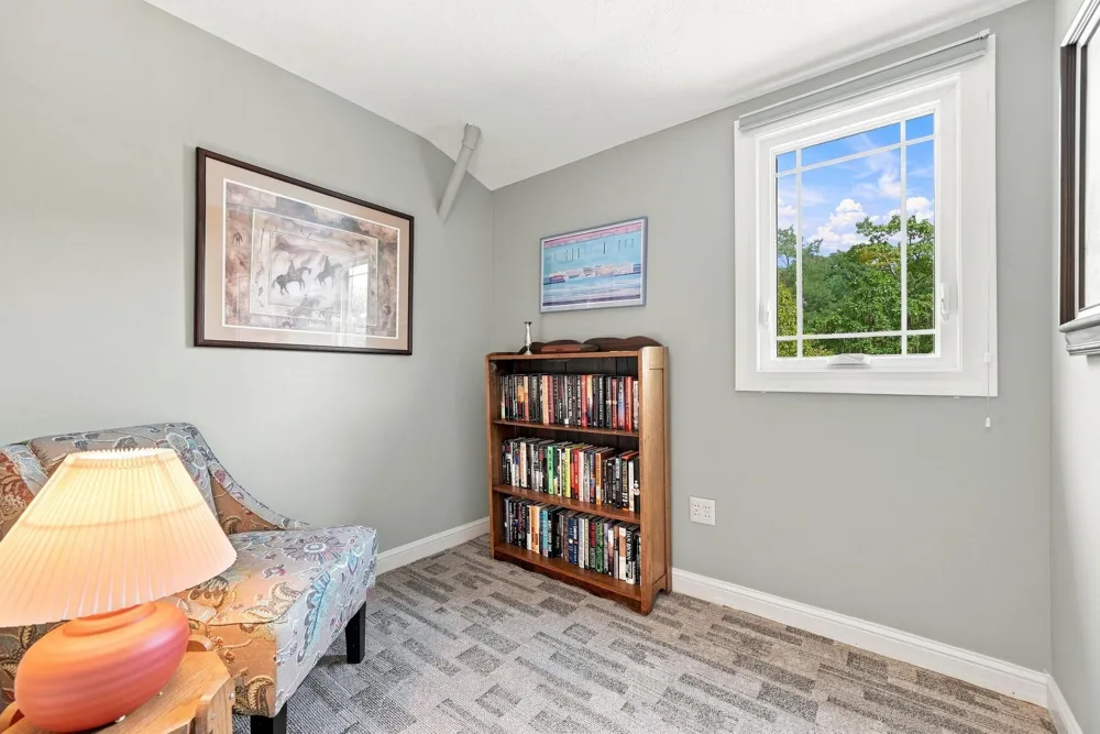 3410 Zenith Avenue Robbinsdale, MN 55422