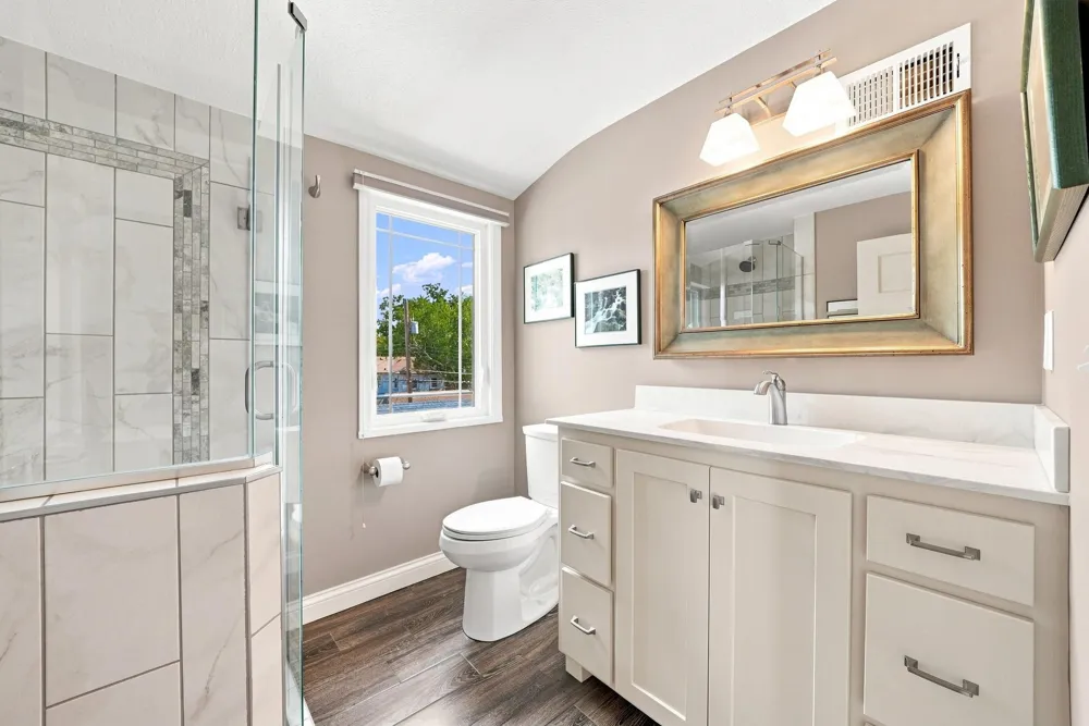 3410 Zenith Avenue Robbinsdale, MN 55422