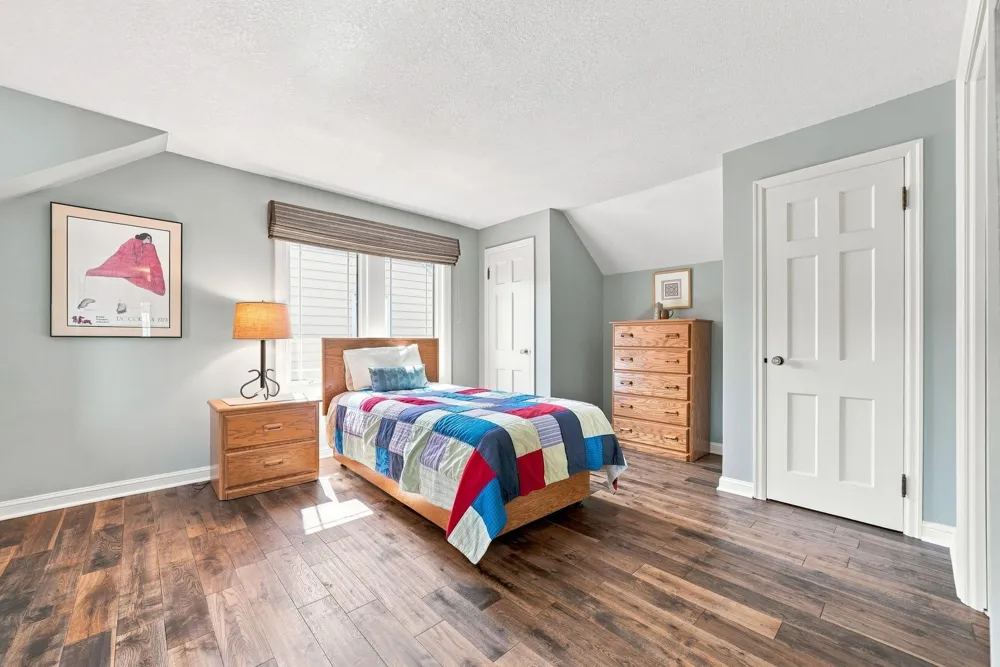 3410 Zenith Avenue Robbinsdale, MN 55422
